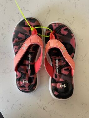 Under Armour Kids Coral Pink & Black Foam Flip Flops